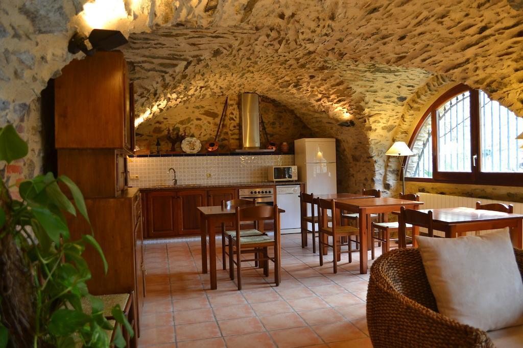 Country house Can Garriga Garriguella